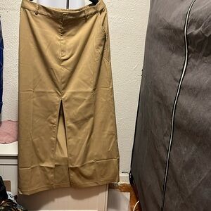 Khaki Maxi Skirt With Front Slit Double Front Pockets.